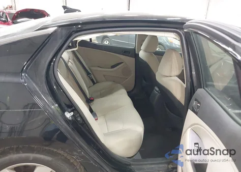 2015 Kia Optima Lx из США, поврежденный, VIN 5XXGM4A75FG467590